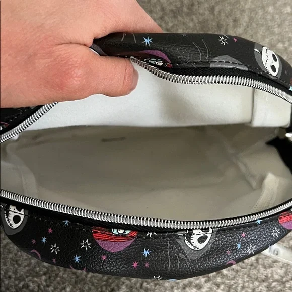 BRAND NEW Disney’s Nightmare Before Christmas  Jack & Sally Mini Backpack - Picture 7 of 7